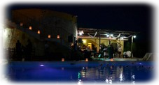 Hotel Monte Arcosu vista esterna notturna piscina